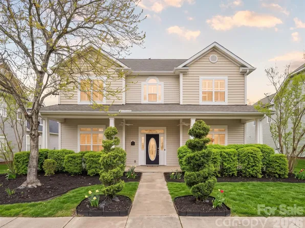 3010 Triple Crown Dr, Indian Trail, NC 28079