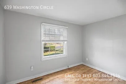 639 Washington Cir — Photo 14