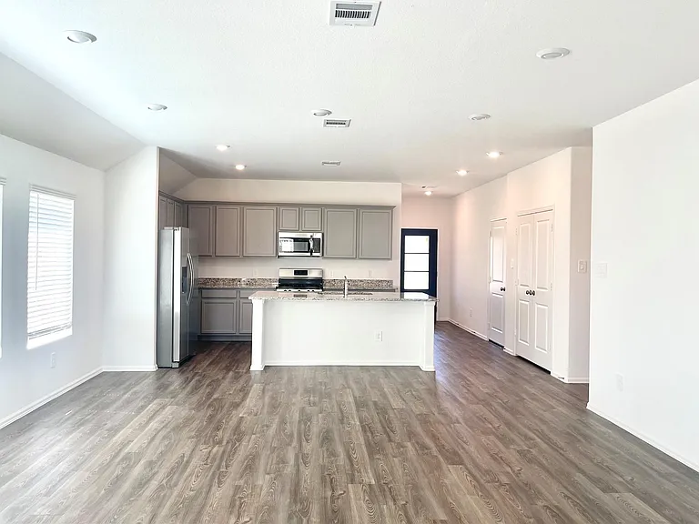 17477 Rosewood Manor Ln — Photo 14