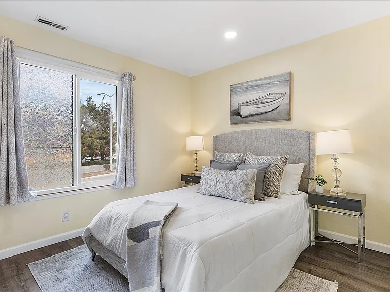 31131 Alvarado Niles Rd — Photo 16