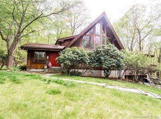 33 Osborn Farm Rd, Weston, CT 06883