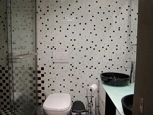 Sold by David Francis New York LLC | media 12