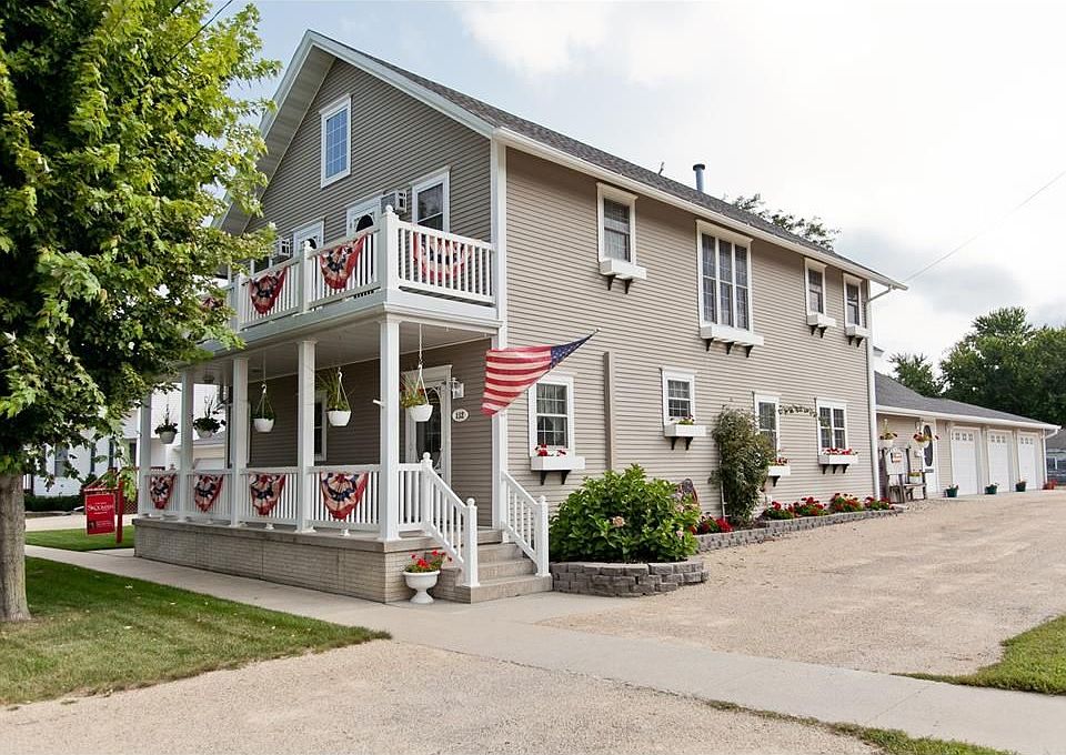 112 S West St, Earlville, IA 52041 Zillow