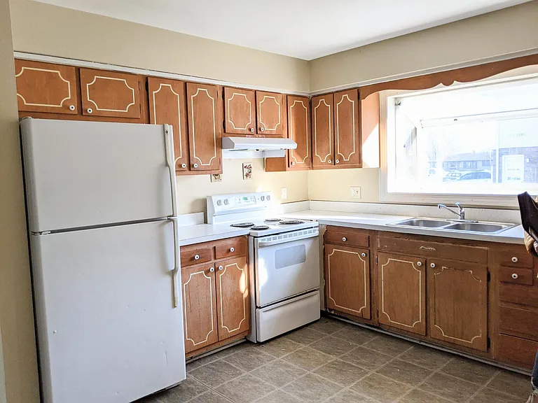 1300 Park Dr #A — Photo 1