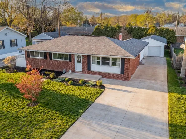 812 Bush St, Fremont, OH 43420