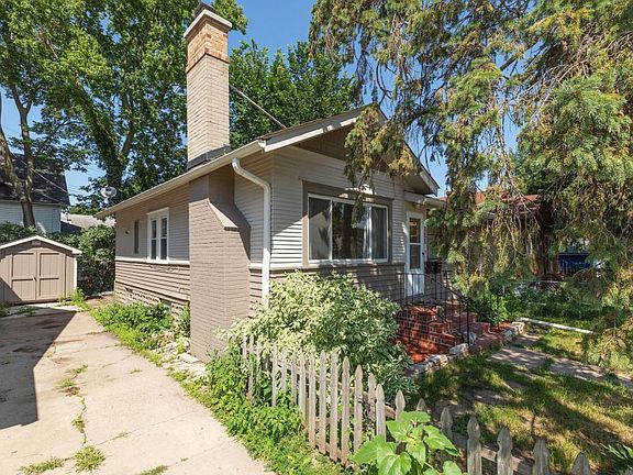 3rd image of 3806 34th St E