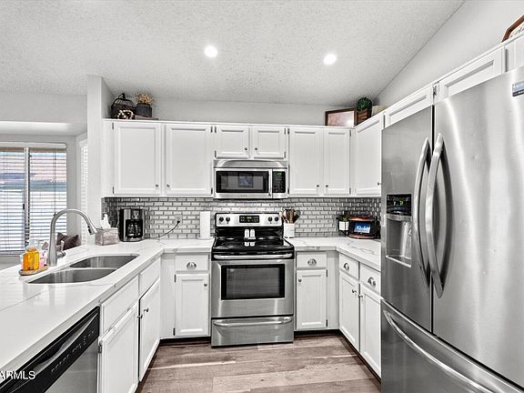 3rd image of 1120 N VAL VISTA Drive #24