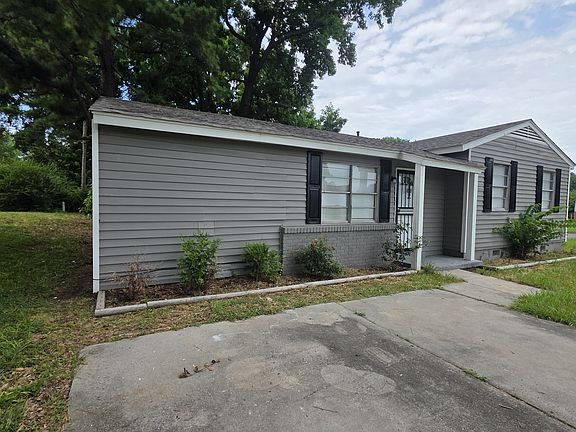 2nd image of 862 Western Park Dr