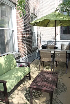 Rented by Corcoran | media 23