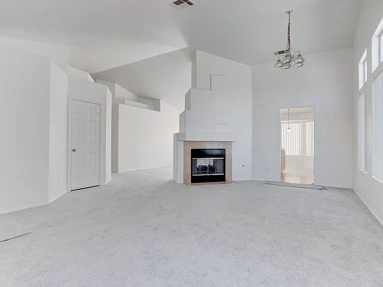 4579 Canna Dr — Photo 2