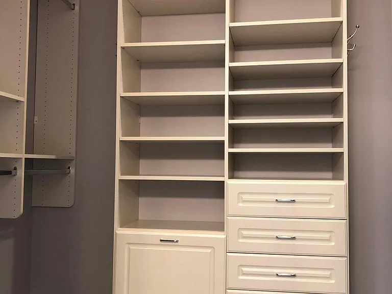 Walk in closet