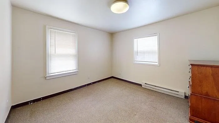 109 9th Ave NW #2 — Photo 6