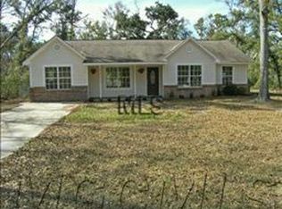 1513 Cook St, Ocean Springs, MS 39564