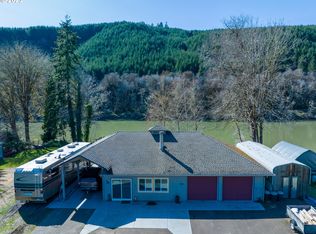 275 Burchard Dr, Scottsburg, OR 97473