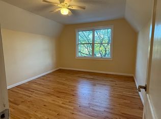 526 Main St APT 2, Stroudsburg, PA 18360