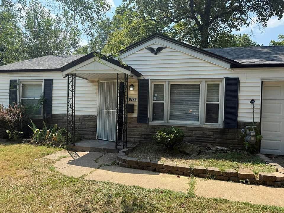 1st image of 9789 Dennis Dr