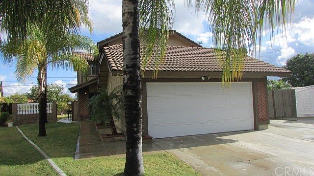 1st image of 24476 Stacey Ave
