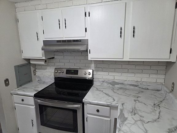 5th image of 129 Quaker Hwy APT 23