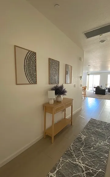 806 Sophie Ct — Photo 3
