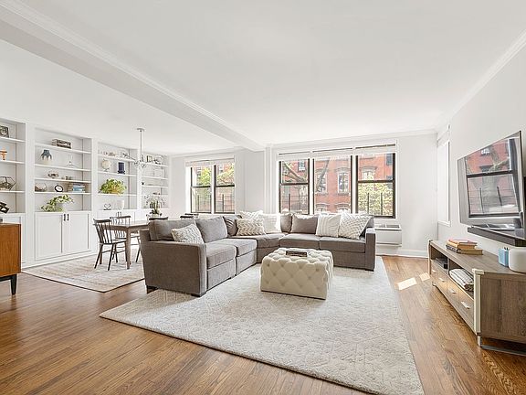 2nd image of 211 E 18th St APT 2NO