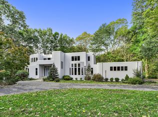 10 Stone Hollow Way, Armonk, NY 10504