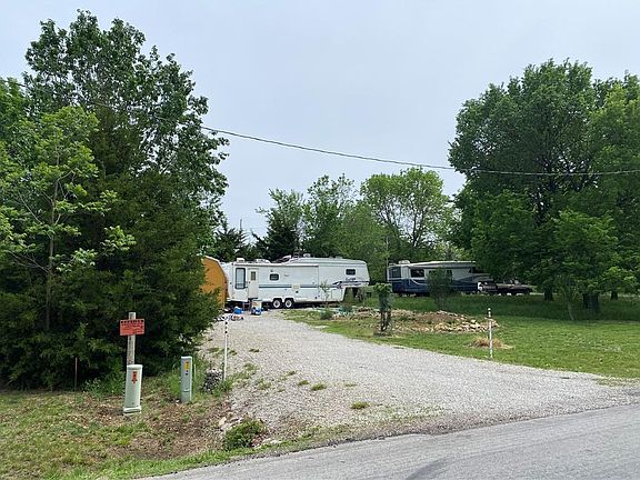 3rd image of 93 N Linn Valley Dr