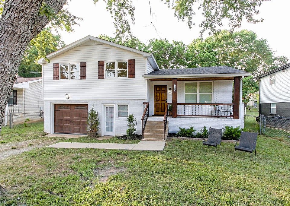 1st image of 3120 Ewingwood Dr