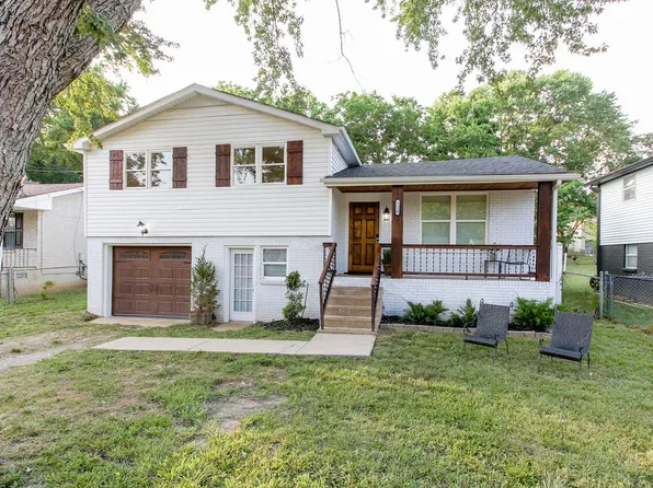 3120 Ewingwood Dr, Nashville, TN 37207