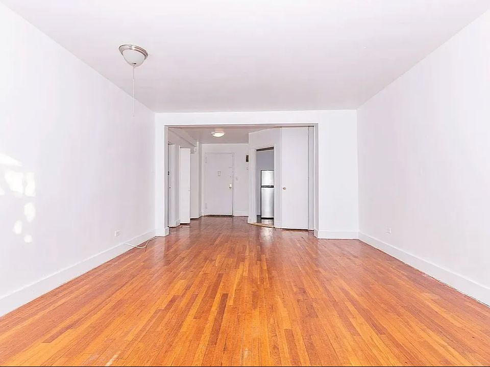 1st image of 271 Clarkson Ave #208