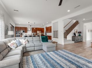 821 E Monte Way, Phoenix, AZ 85042