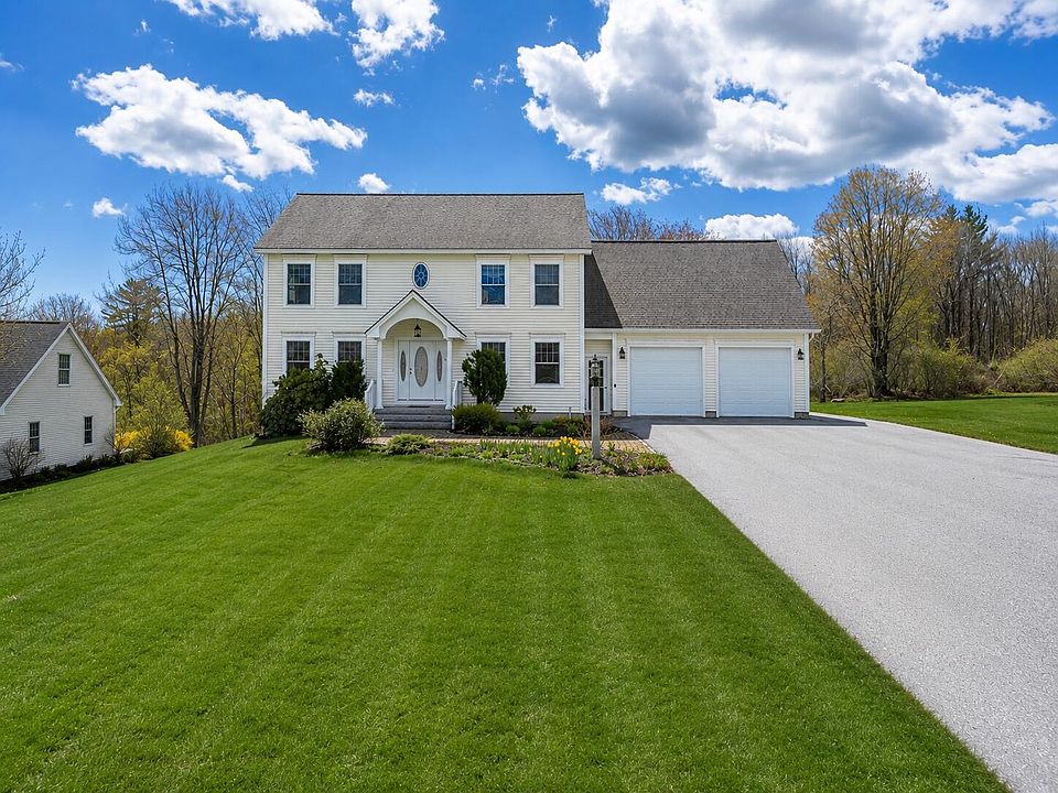 1st image of 19 Snowberry Drive