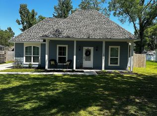 20601 Texas St, Livingston, LA 70754