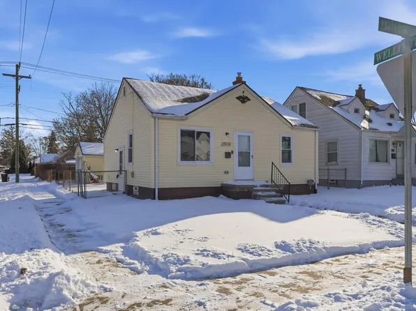 28648 Hillview St, Roseville, MI 48066