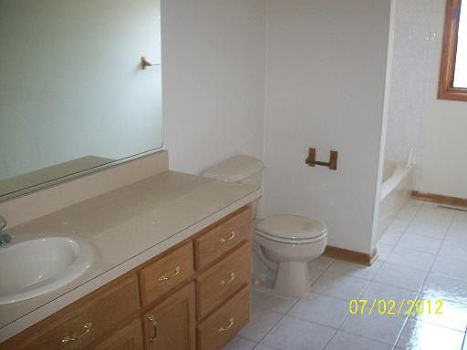3rd image of 14810 S Cleveland Ave