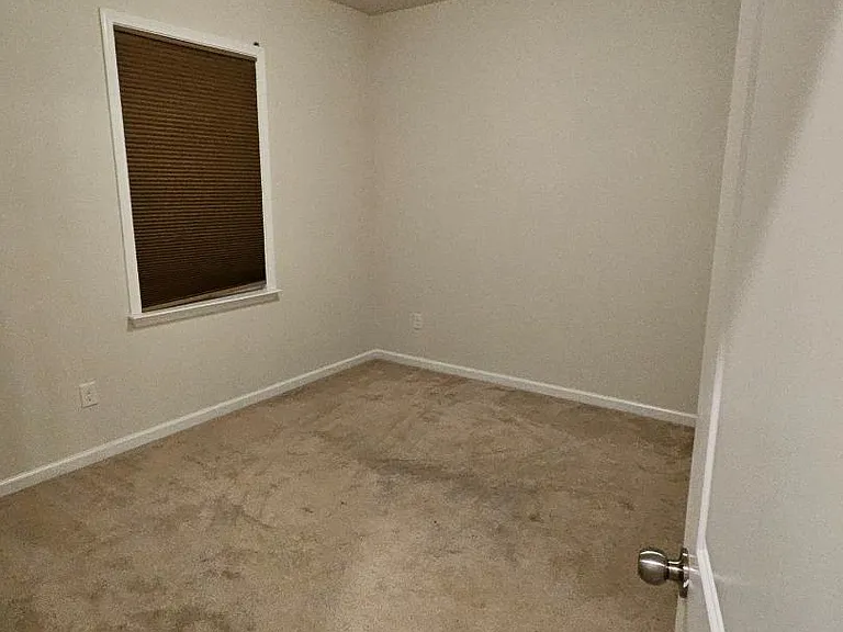 Unit Photo
