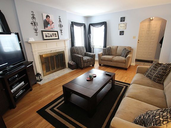 5th image of 712 Acorn Dr