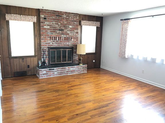4th image of 69 Boyer Dr