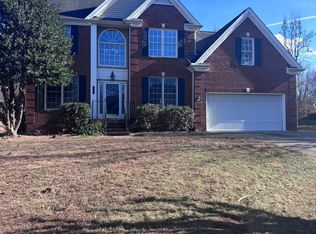 4312 Gray Bluff Ct, Greensboro, NC 27410