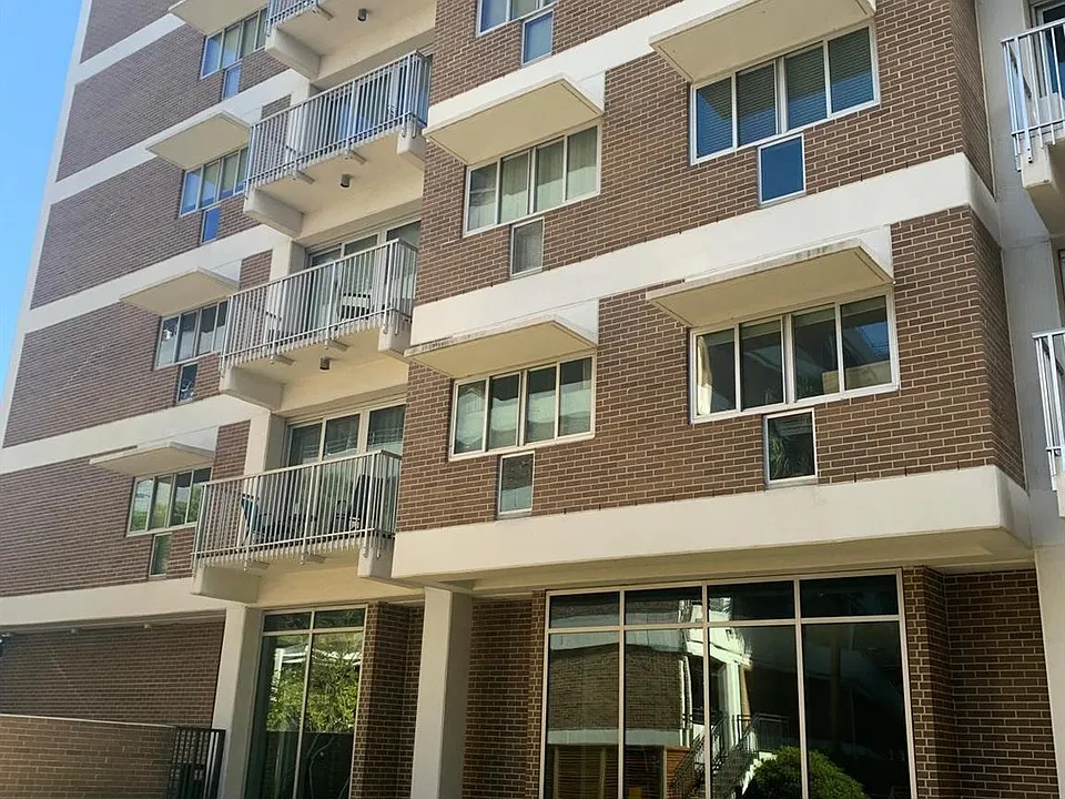 3600 Montrose Blvd #409