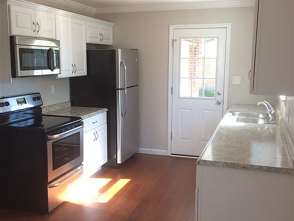 4th image of 618 Skyway Dr
