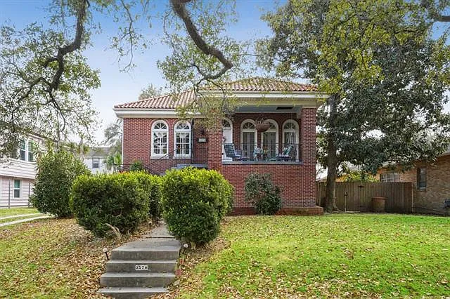 Building Photo - 3570 Gentilly Blvd