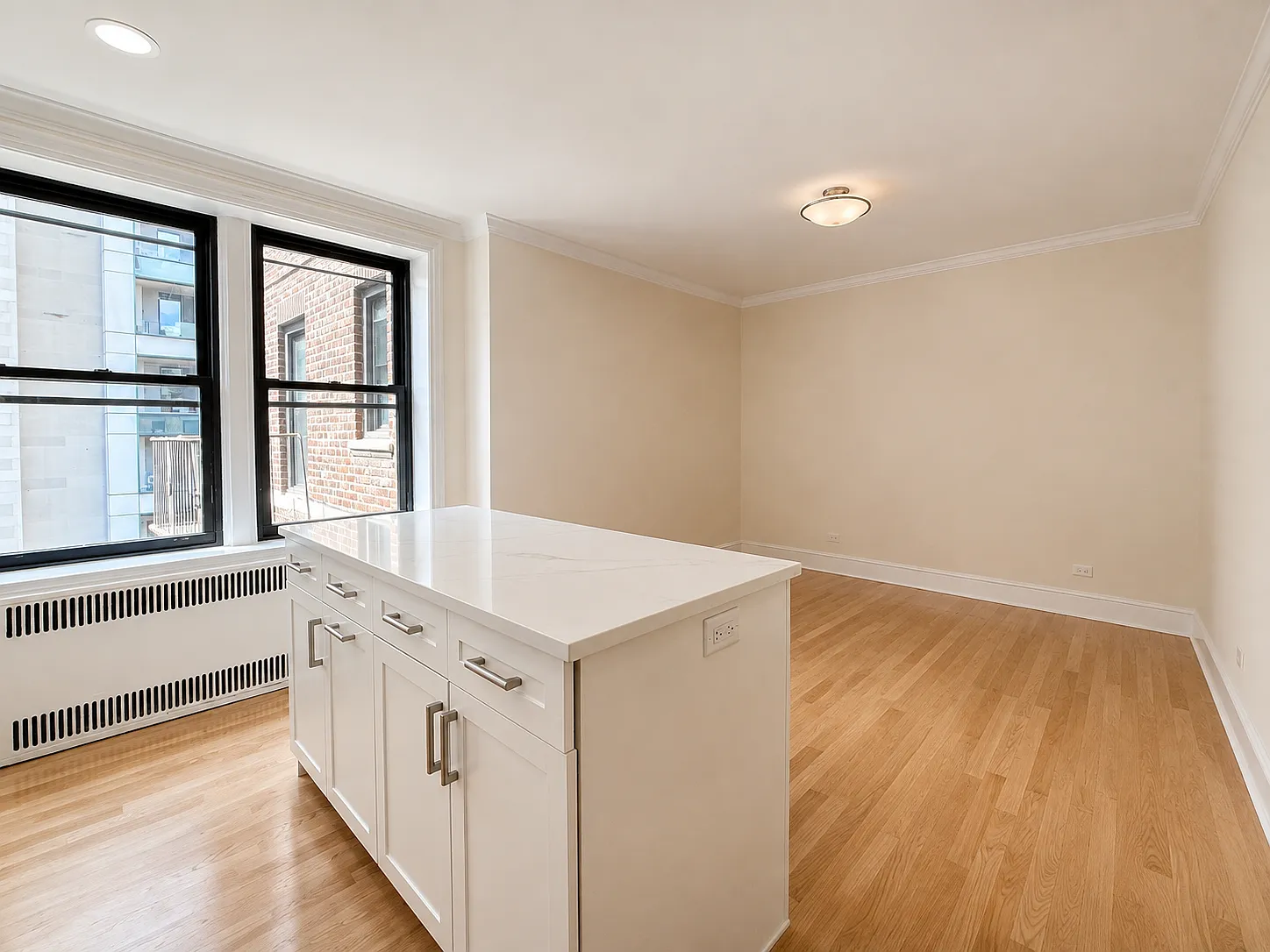 95 Lexington Avenue — Photo 2