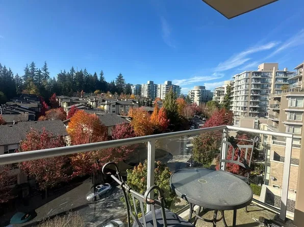 9298 University Cres Unit 602, Burnaby, BC V5A 4X8