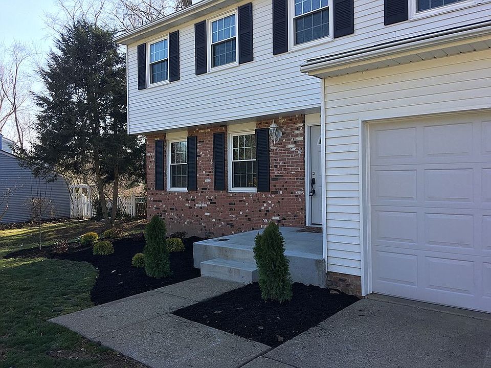2nd image of 943 Bayberry St NW