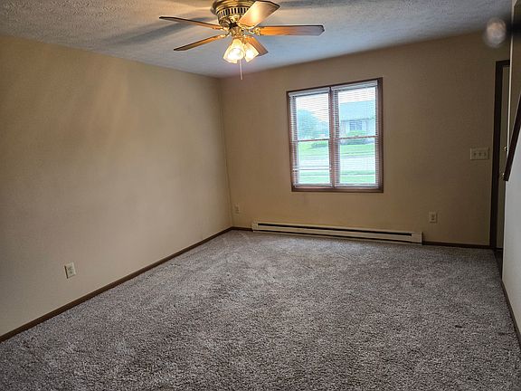 3rd image of 605 Mumford Dr #B