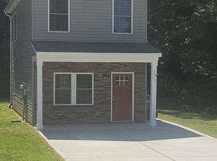 2810 14th St NE, Hickory, NC 28601