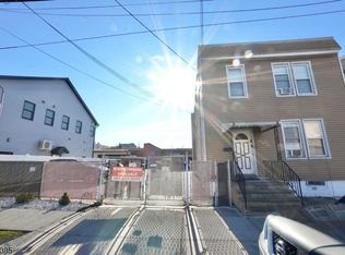 125-129 Malvern St, Newark City, NJ 07105