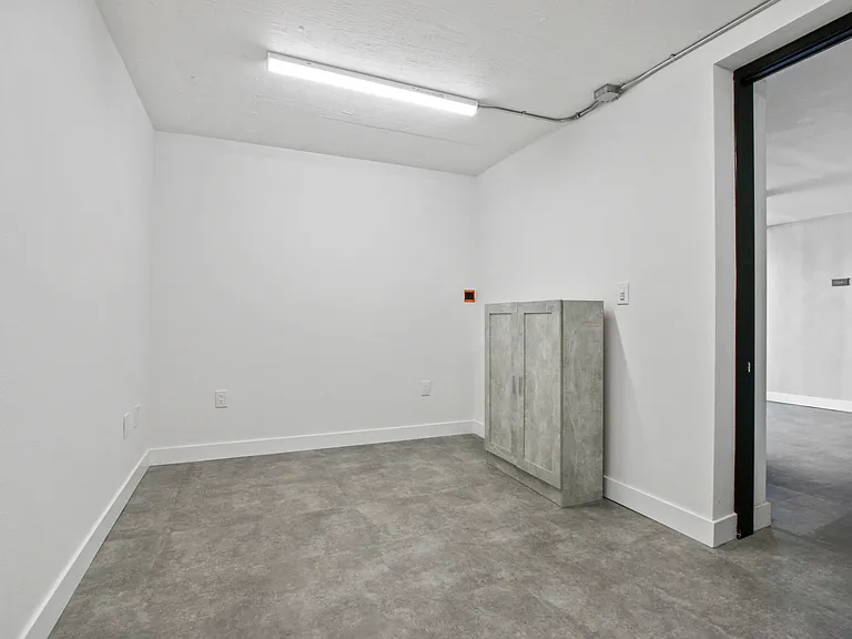 Valleywood Apartments — Photo 46