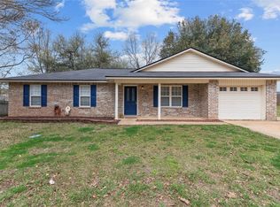 7432 Pecanwood Ln, Haughton, LA 71037
