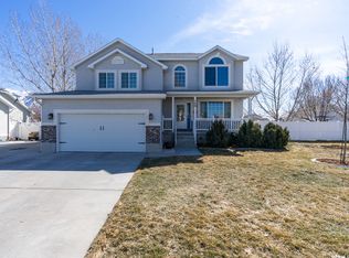 768 Country Clb, Tooele, UT 84074
